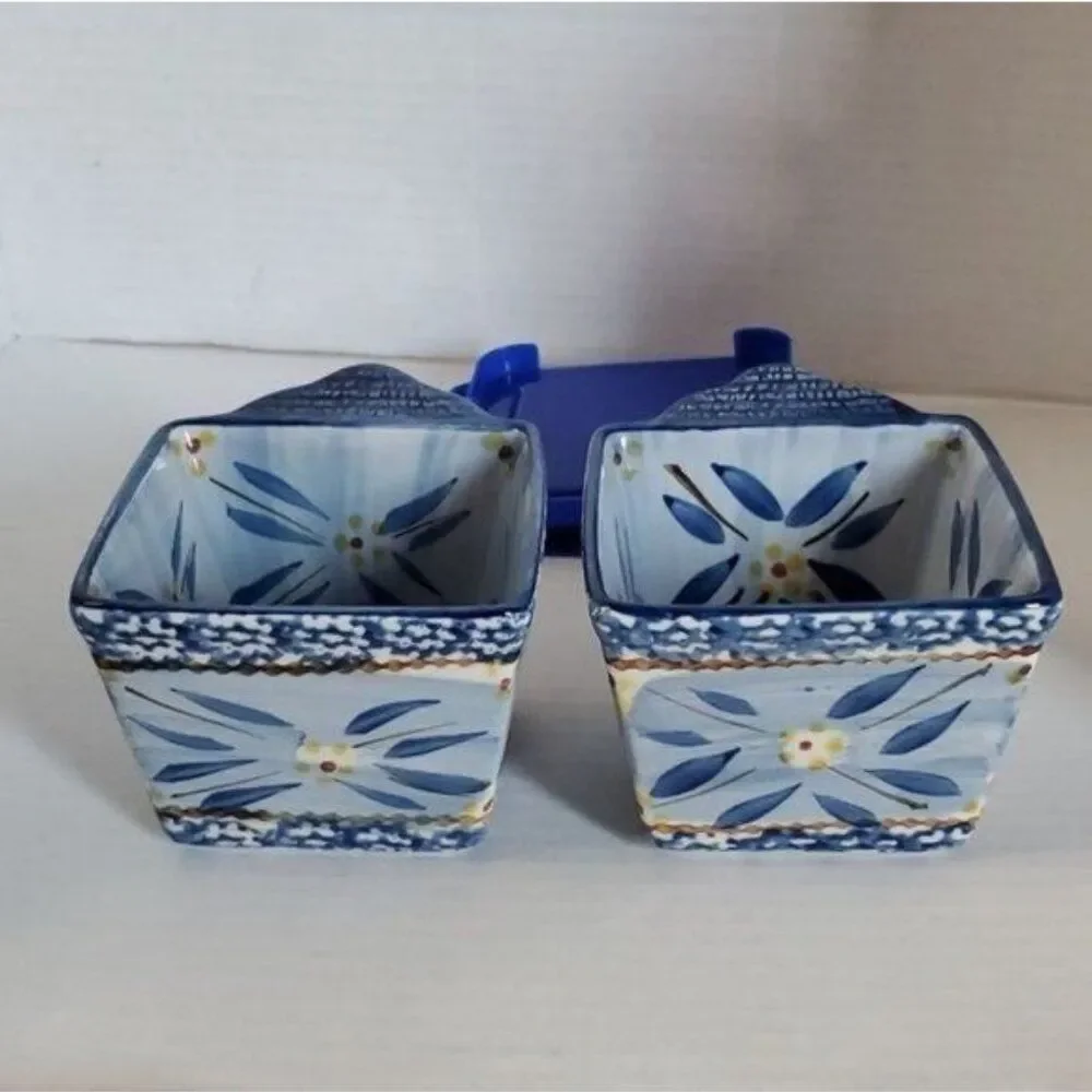 Temp-tations Ramekins Old World Ovenware Bakeware Cookware 10 oz Blue Lids